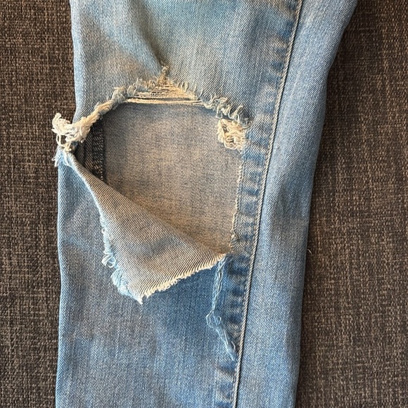 Size 0 ripped garage skinny jeans - Picture 2 of 7